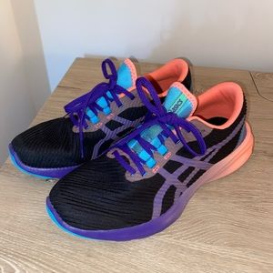 Women’s Asics Versablast
